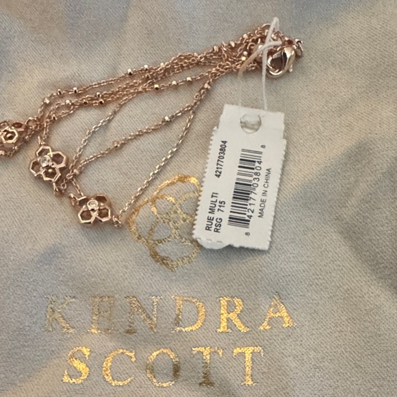 Kendra Scott Rose Gold Pendant bracelet - Picture 4 of 5